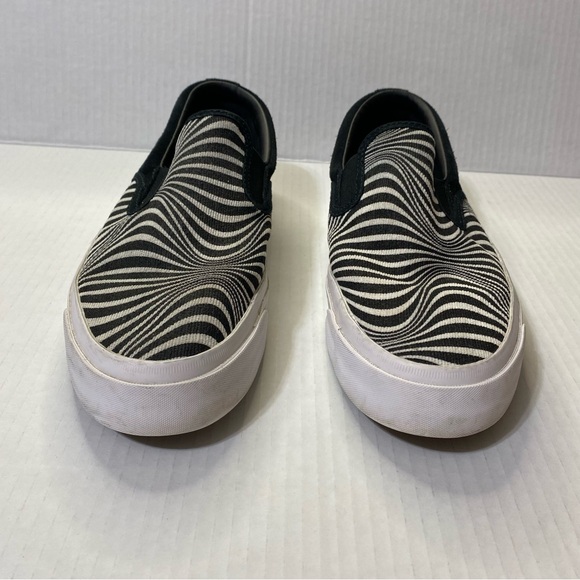 Converse One Star Black White CC "WE ARE NOT ALONE" Slip On Sneakers Unisex - Picture 2 of 10